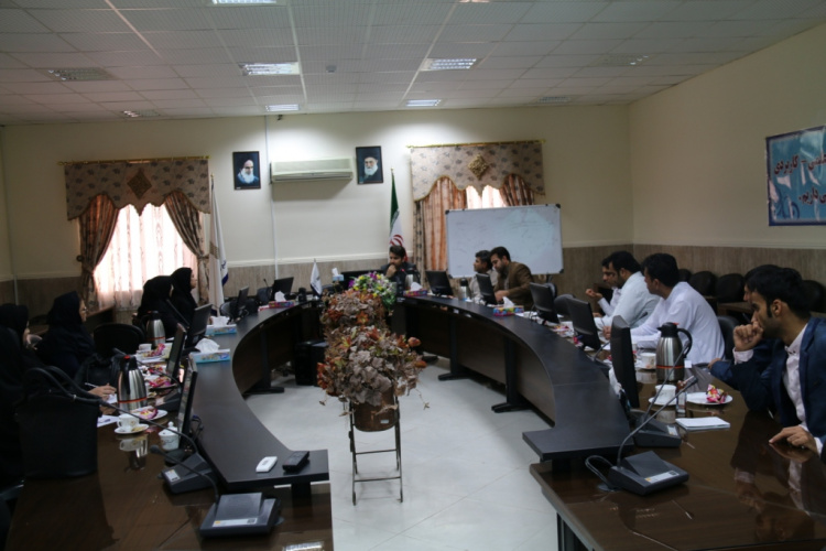 برگزاری دوره آموزشی مدیریت و راهبری کارآفرینی در دانشگاه جامع علمی کاربردی استان سیستان و بلوچستان