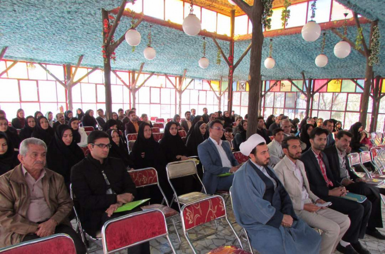 نشست فرهنگی بصیریتی اساتید بسیجی دانشگاه جامع علمی کاربردی استان سیستان و بلوچستان برگزار شد