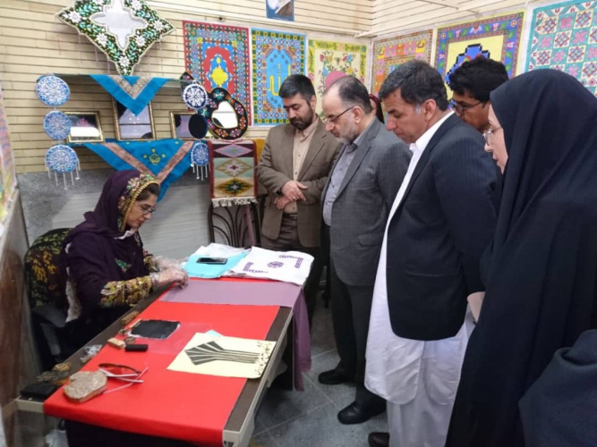مرکز نوآوری سوزن دوزی سنتی در ایرانشهر با حضور معاون آموزشی دانشگاه جامع علمی کاربردی کشور افتتاح شد