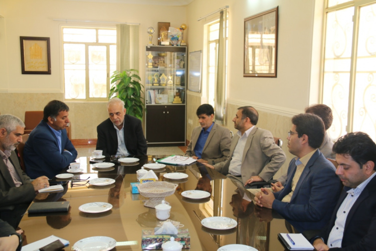 نشست صمیمانه معاون و مدیران دانشگاه جامع علمی کاربردی کشور با همکاران واحد استان سیستان و بلوچستان برگزار شد