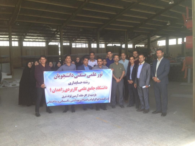 به مناسبت هفته مشاغل تور علمی، صنعتی دانشجویان مرکز آموزش علمی کاربردی زاهدان۱ برگزار شد