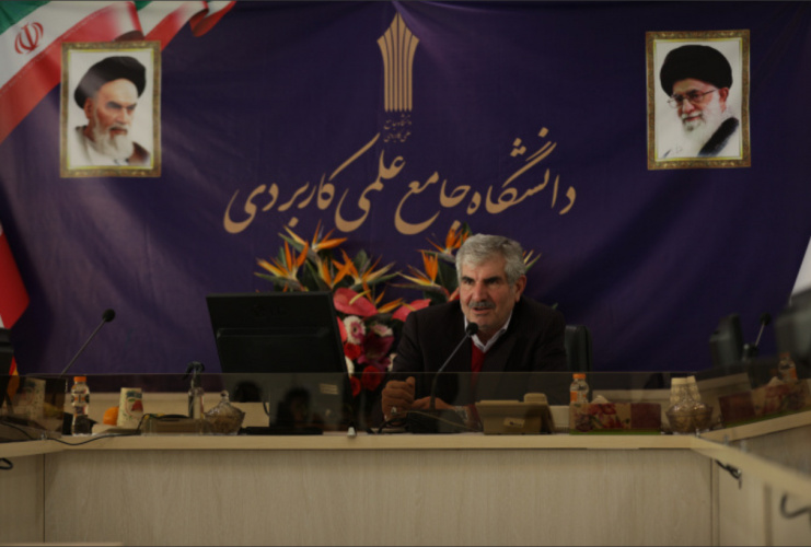 ظرفیت برنامه هفتم توسعه را به فرصتی برای بازسازی ، نوسازی و بهسازی دانشگاه جامع علمی کاربردی تبدیل خواهیم کرد