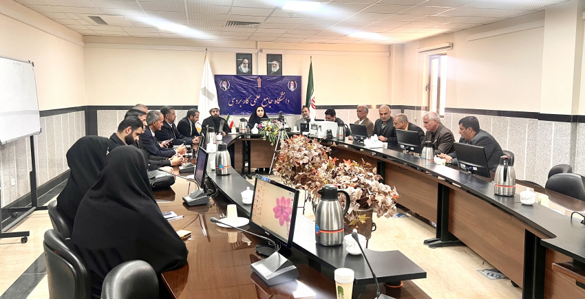 برگزاری جلسه هم‌اندیشی اساتید بسیجی با سرپرست دانشگاه جامع علمی‌کاربردی استان سیستان و بلوچستان