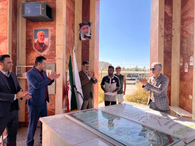 قهرمانی دانشجوی دانشگاه جامع علمی‌کاربردی استان سیستان و بلوچستان در مسابقات دوومیدانی دانشجویان استان به مناسبت روز دانشجو