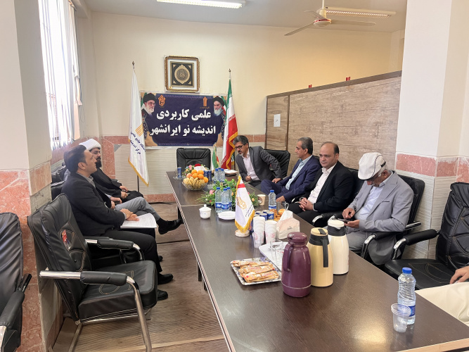 بازدید هیأت نظارت، ارزیابی و تضمین کیفیت دانشگاه مادر استان از مراکز علمی‌کاربردی ایرانشهر