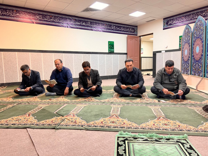 مراسم پر فیض زیارت عاشورا با حضور کارکنان دانشگاه جامع علمی کاربردی استان سیستان و بلوچستان برگزار شد