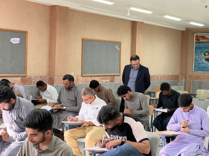 بازدید از روند برگزاری آزمون های پایان ترم مراکز آموزش علمی کاربردی استان سیستان و بلوچستان