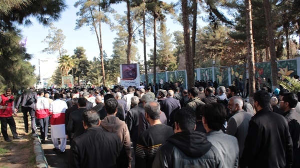 شرکت اساتید، کارمندان و دانشجویان دانشگاه جامع علمی کاربردی در محکومیت اغتشاشات اخیر در کشور